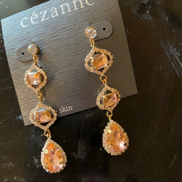 CEZANNE Gold Blush Sensitive Skin Earrings NWT - Picture 3 of 6